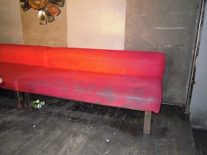 ALTOP czyszczenie sof w krakowskim pubie
